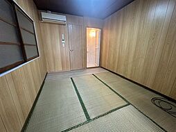 居間