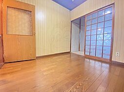 居間