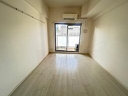 アドバンス大阪ドーム前アヴェニール 3階1Kのリビング/ダイニング