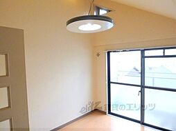 デ・リード御所北 404 4階1Kのリビング/ダイニング