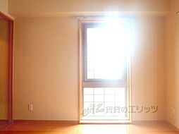 京都地下鉄東西線 二条城前駅 徒歩9分の賃貸マンション 4階1Kのリビング/ダイニング