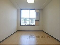 パインフィールド北白川I 304 3階1Kのリビング/ダイニング