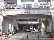 洛央小学校まで500メートル