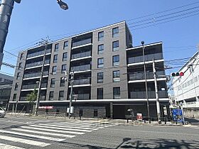 シャリエ京都円町  ｜ 京都府京都市中京区西ノ京南大炊御門町（賃貸マンション3LDK・2階・71.83㎡） その1