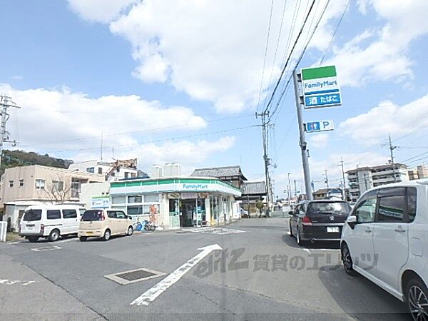 ファミリーマート　おごと温泉店まで1000メートル