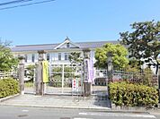 八幡小学校まで160メートル