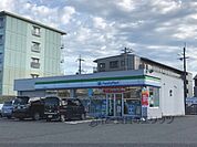 ファミリーマート　草津野村店まで500メートル