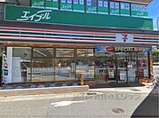 セブンイレブン　瀬田駅前店まで700メートル