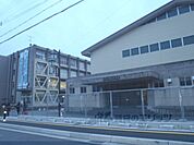 堅田中学校まで1300メートル
