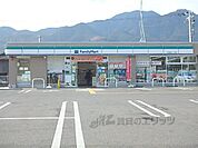 ファミリーマート　大津唐崎1丁目店まで600メートル
