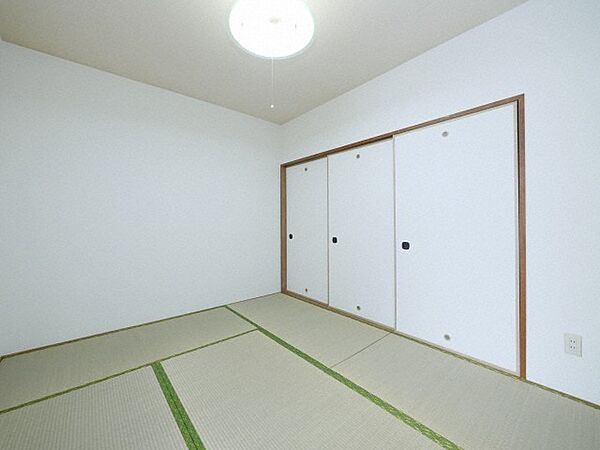 画像23:同物件、別室のお写真です。