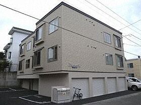 プルメリア真駒内  ｜ 北海道札幌市南区真駒内本町7丁目（賃貸アパート1LDK・2階・32.40㎡） その1