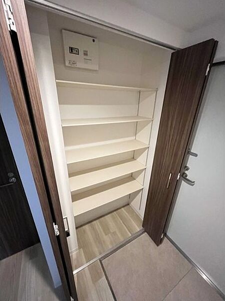 収納