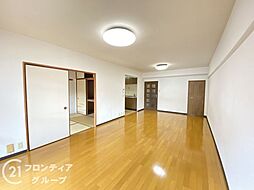 居間