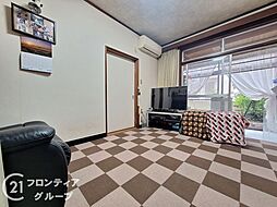 居間