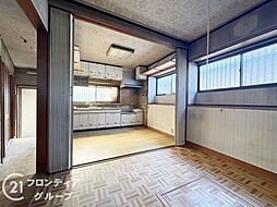 居間