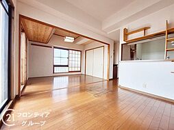 居間