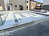 駐車場：便利な駐車場で、毎日の車の出し入れがスムーズに行えます