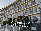 姫路市立城山中学校 徒歩20分。 1580m