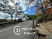 太子町立太子東中学校 徒歩21分。 1680m