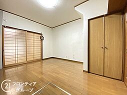 居間