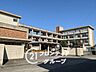 周辺：加古川市立加古川小学校 徒歩8分。 640m