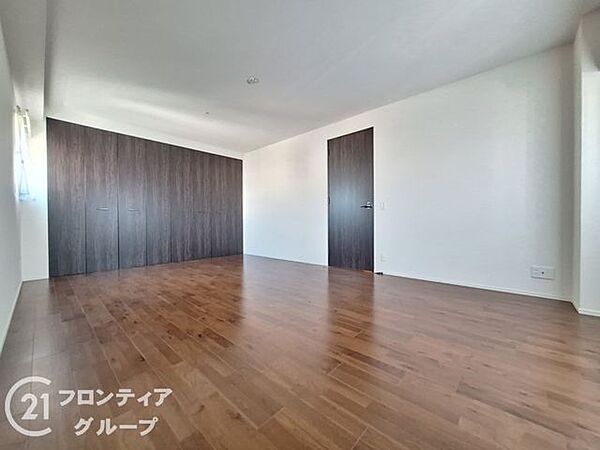 洋室を拡大表示
