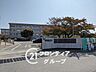 周辺：加古川市立平岡東小学校 徒歩7分。 550m