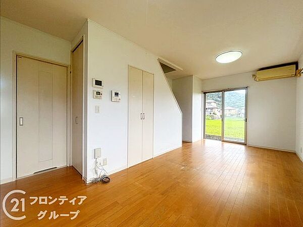 リビング/ダイニングを拡大表示