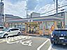 周辺：セブンイレブン八尾萱振町3丁目店 徒歩3分。 240m