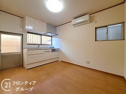 居間