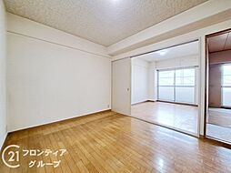 居間