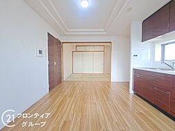 居間
