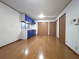 居間