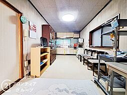 居間