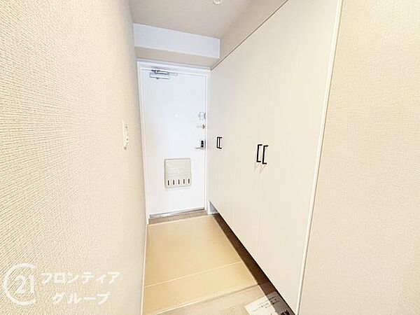 玄関を拡大表示