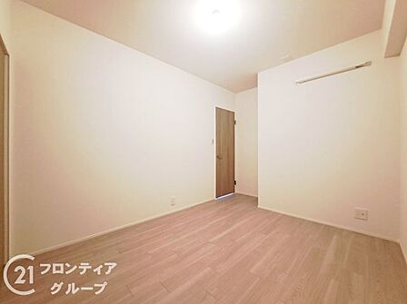 住まい選びは、価格や立地だけでなく、将来の暮らし方まで含めて考えることが大切です。今の段階で気になっていることを、まずスタッフに話してみてください