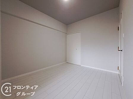 住まい選びは、価格や立地だけでなく、将来の暮らし方まで含めて考えることが大切です。今の段階で気になっていることを、まずスタッフに話してみてください