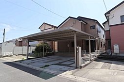 並列駐車可能な広々駐車場