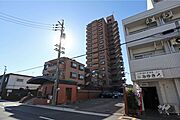 ライオンズマンション正徳町の外観（北東側から）
