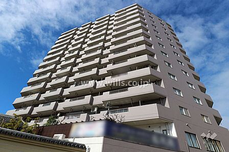 エスポア神宮西の外観(南東側から)