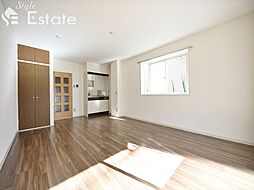 名古屋市営鶴舞線 塩釜口駅 徒歩5分の賃貸アパート 3階1Kのリビング/ダイニング