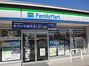 ファミリーマート 名東平和が丘店（696m）