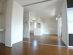 フォレステージＢ 2階3LDKのリビング/ダイニング