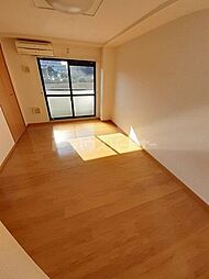 カーサ・アウローラ 2階ワンルームのリビング/ダイニング