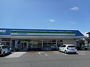 コンビニ「ファミリーマート　松本征矢野店まで400m」