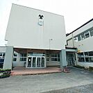 中学校「松本市立開成中学校まで1998m」