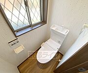 洗浄機能付きトイレです。