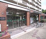 京都銀行 向島支店まで1100m 向島ニュータウン内の京都銀行