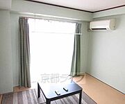 明るいお部屋です
